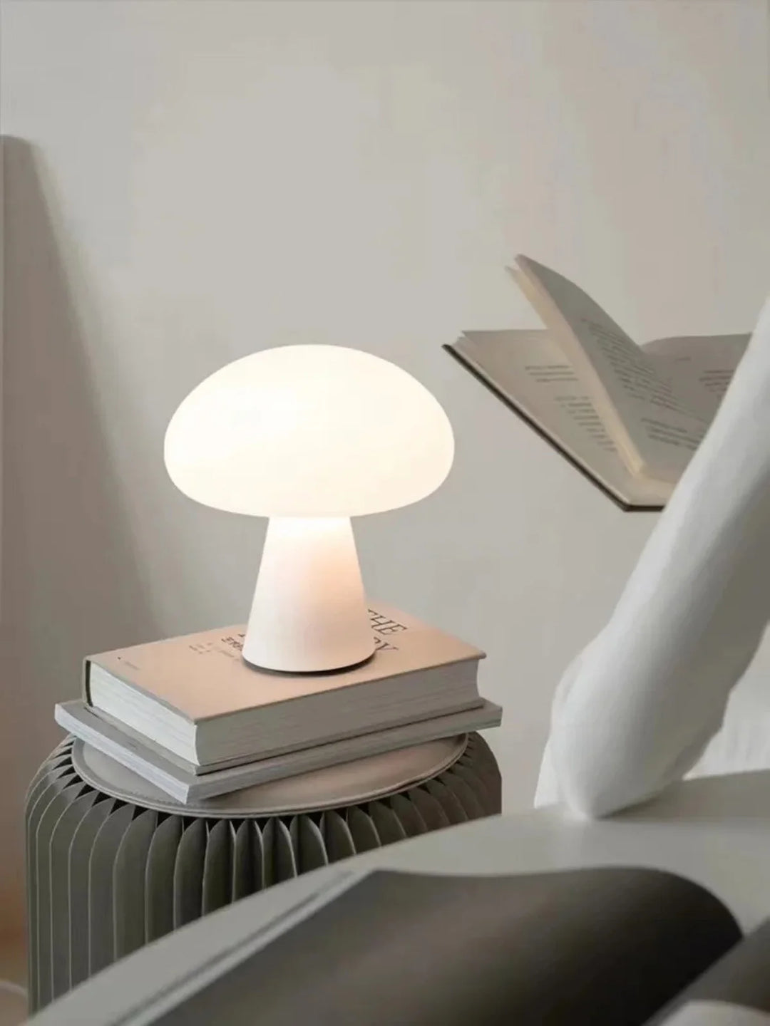 Modern Mushroom Desk Lamp USB Rechargeable Dimmable Living Room Study Desktop Bedroom Office LED Decorative Ambiance Lighting